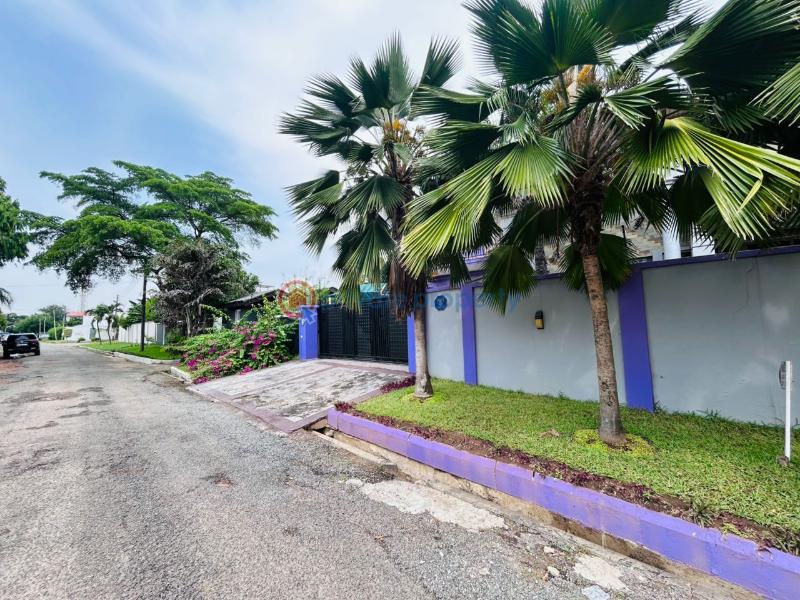 4 bedroom House For Rent North Labone Labadi-Aborm Accra - 8