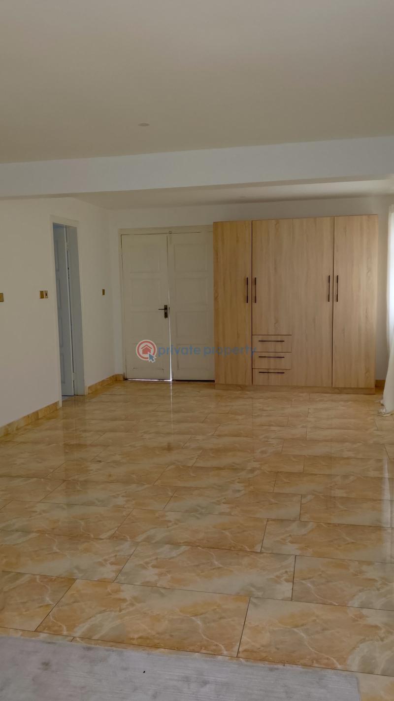 4 bedroom Townhouse For Sale El Senoussi St, Accra North Ridge Accra - 13