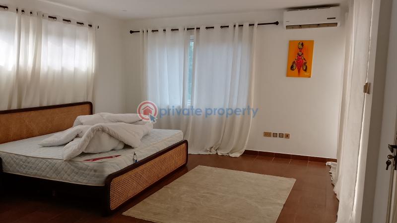 4 bedroom Townhouse For Sale El Senoussi St, Accra North Ridge Accra - 12