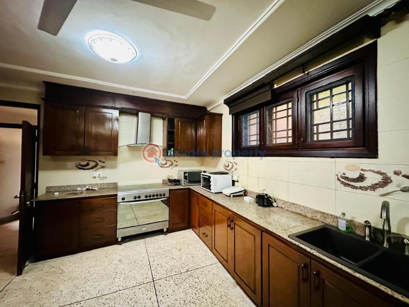 5 bedroom Detached Duplex For Rent McCarthy Hill Ga South Municipal Accra - 10