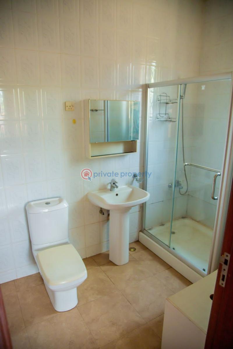5 bedroom House For Sale Golf City Tema Accra - 11