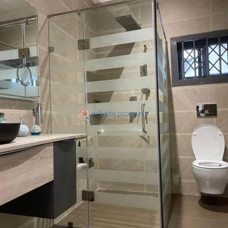 7 bedroom House For Sale East Legon Accra - 9