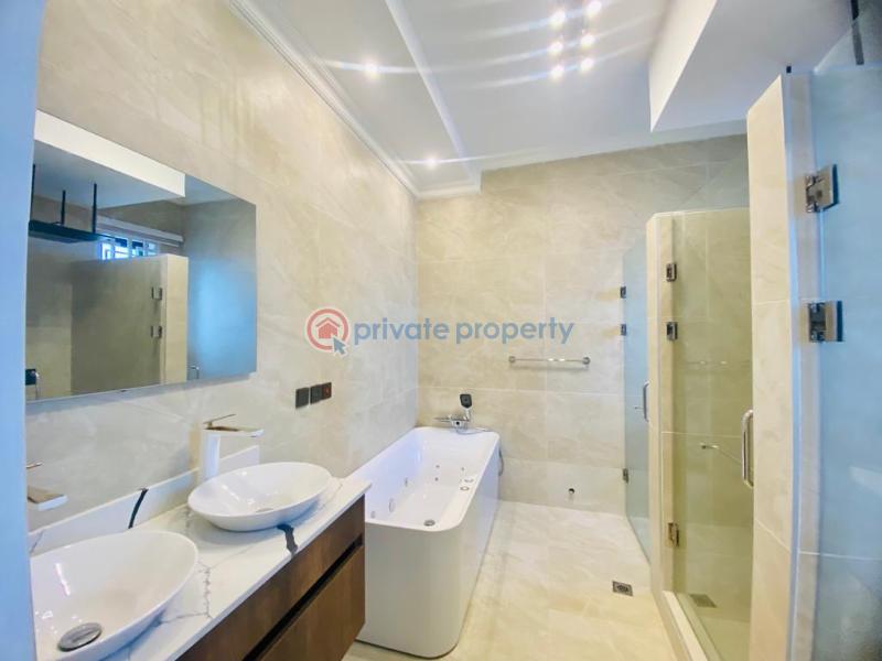 5 bedroom House For Sale Sakumono Spintex Accra - 7