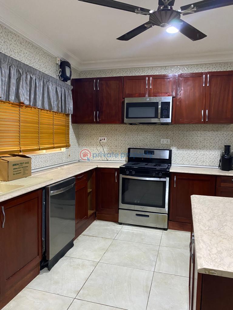 5 bedroom House Short let Cfc Estate Achimota Accra - 7