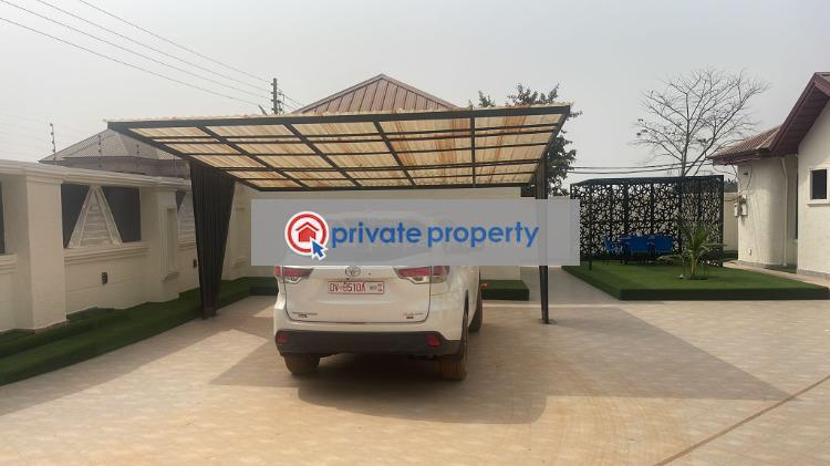 8 bedroom House For Sale &nbsp;techiman Techiman Municipal Brong Ahafo - 1