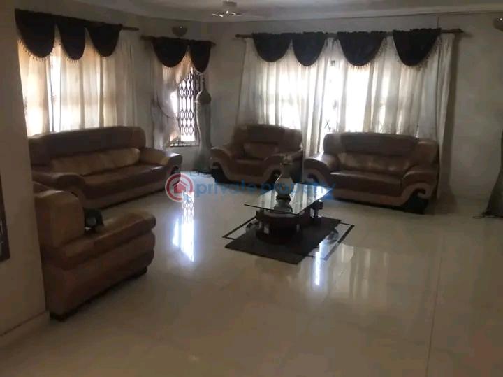 9 bedroom House Short let A&c Mall East Legon Accra - 6