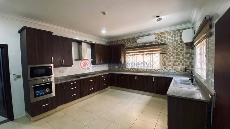 5 bedroom House For Rent Accra Ghana Cantonments  - 12