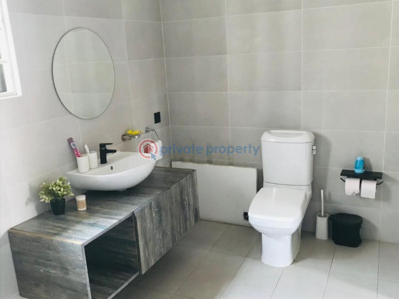 2 bedroom Apartment For Rent East Airport Airport Residential Area Accra - 9