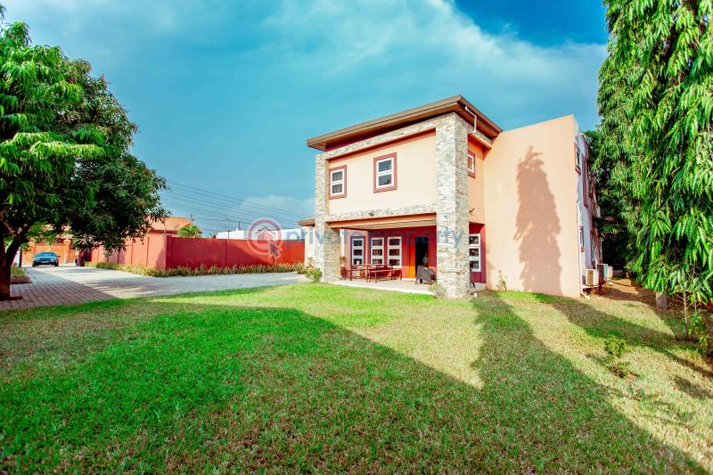 4 bedroom House For Sale American House East Legon Accra - 1