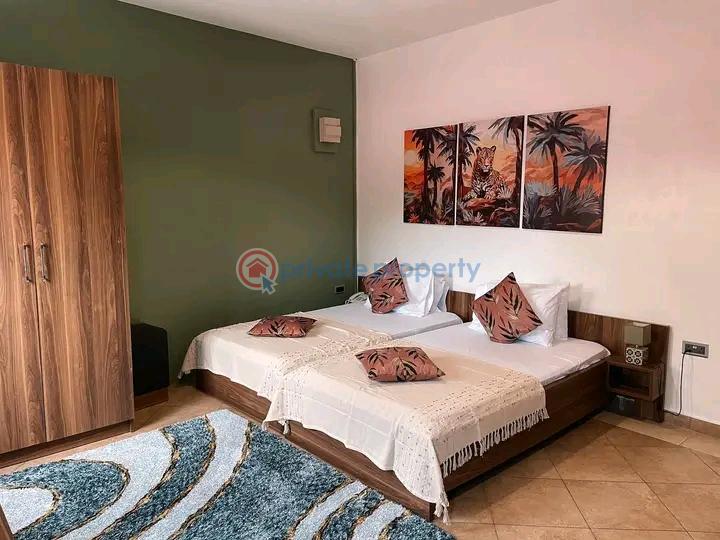 1 bedroom Apartment Short let Oxford Streeet Osu Accra - 8