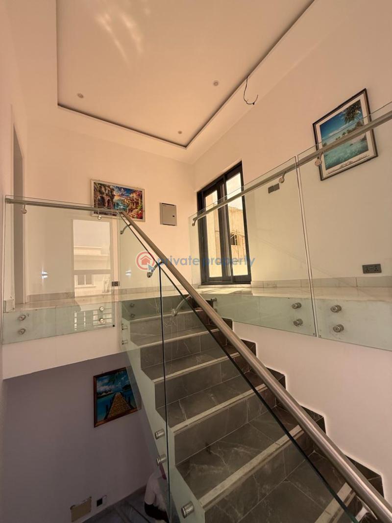 4 bedroom Townhouse For Rent East Airport Airport Residential Area Accra - 9
