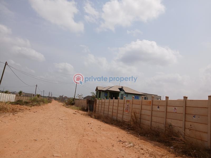 Land For Sale Few Mins Drive From Community 25 Mall. Community 25 Tema Accra - 2