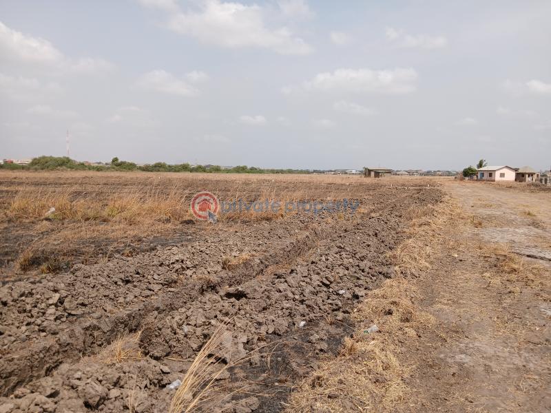 Land For Sale Adom Estate Tema Accra - 0
