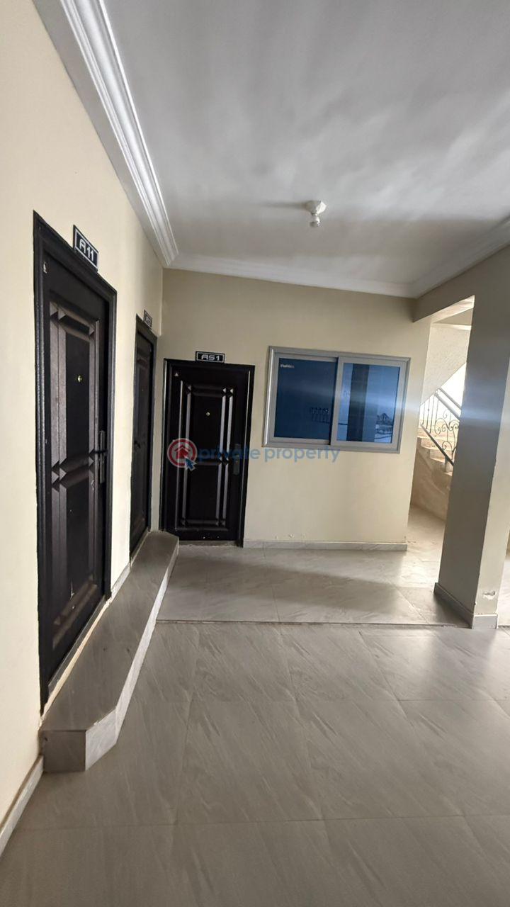 10 bedroom Hostel For Sale Loc=kumasi Boadi Around Dk Appiah Royal Hostel Area( Few Minute Walk) Kumasi Kumasi Metropolitan Ashanti - 5