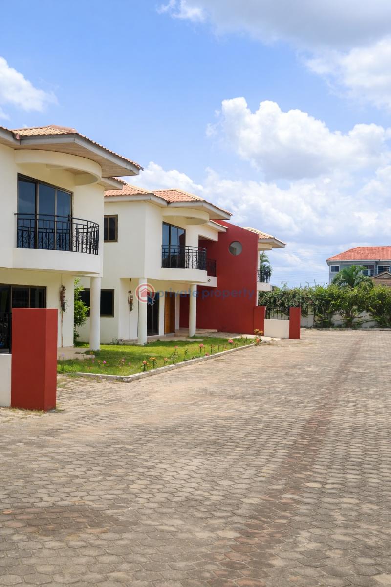 2 bedroom Hotel / Guest House For Rent North Legon Close To Atlantic Mall. Opposite The Police Station North Legon Accra - 1