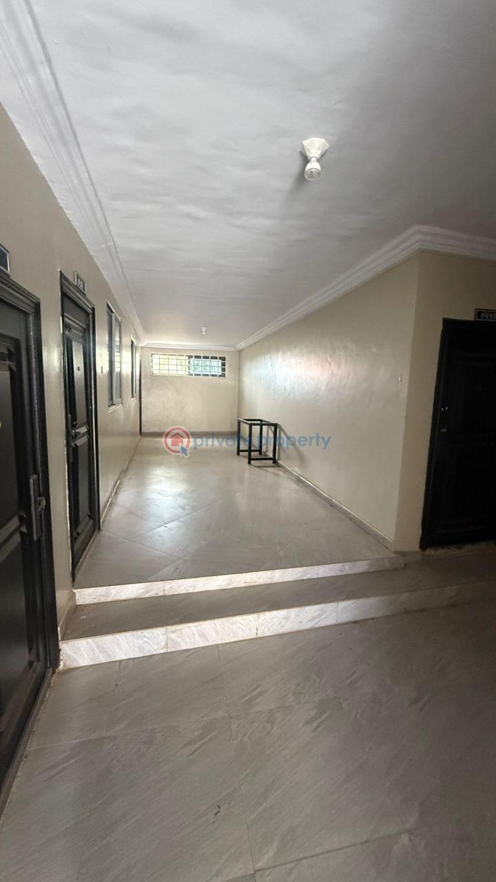 10 bedroom Hostel For Sale Loc=kumasi Boadi Around Dk Appiah Royal Hostel Area( Few Minute Walk) Kumasi Kumasi Metropolitan Ashanti - 4