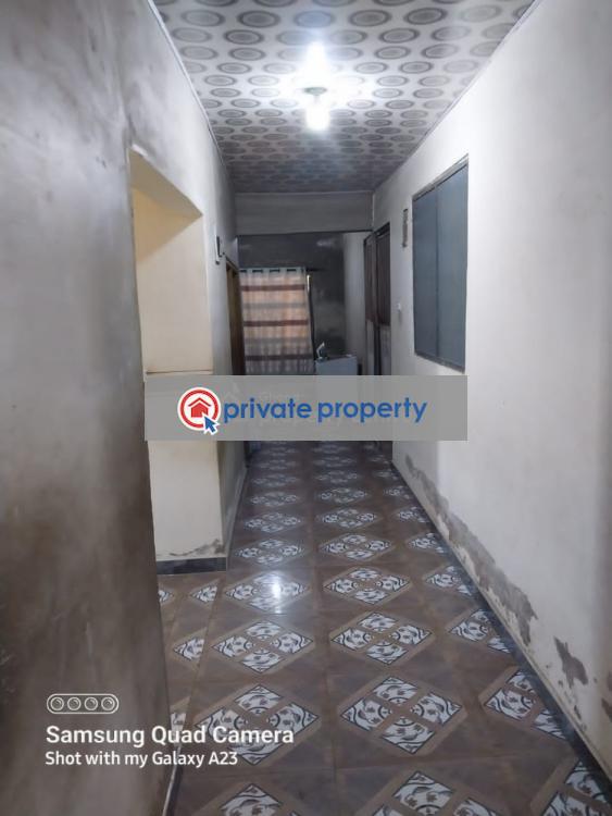 5 bedroom Detached Bungalow For Sale &nbsp;ashalaja Amasaman Accra Metropolitan  - 4