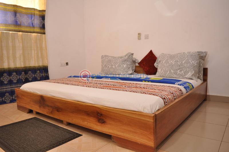 10 bedroom Hotel / Guest House For Sale Atimpoku Asuogyaman Eastern Region - 1