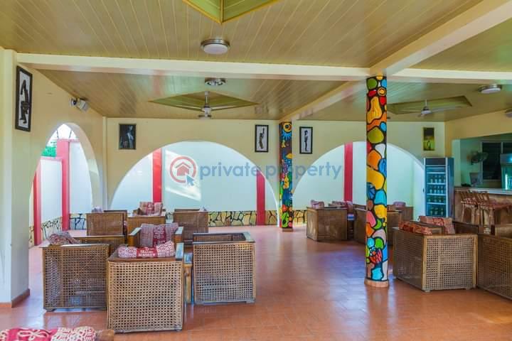 10 bedroom Hotel / Guest House For Sale Community 7 To 10 Accra &acirc; Ghana. Tema  - 1