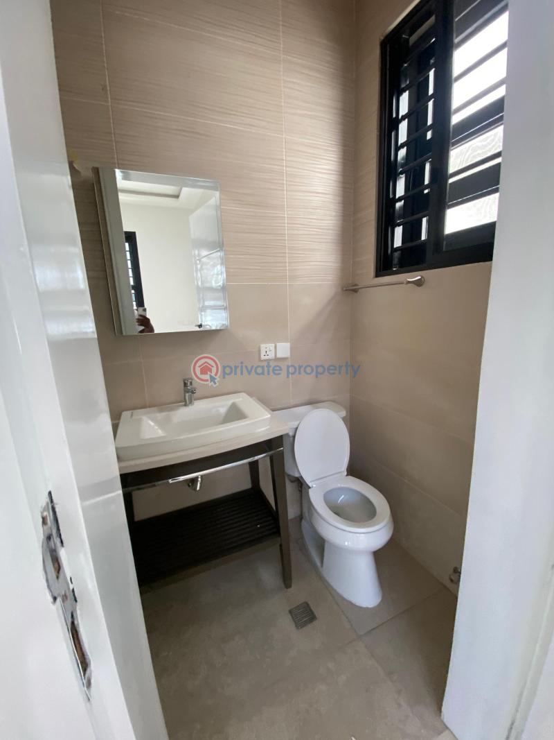 4 bedroom House For Rent Spintex Road Accra - 6