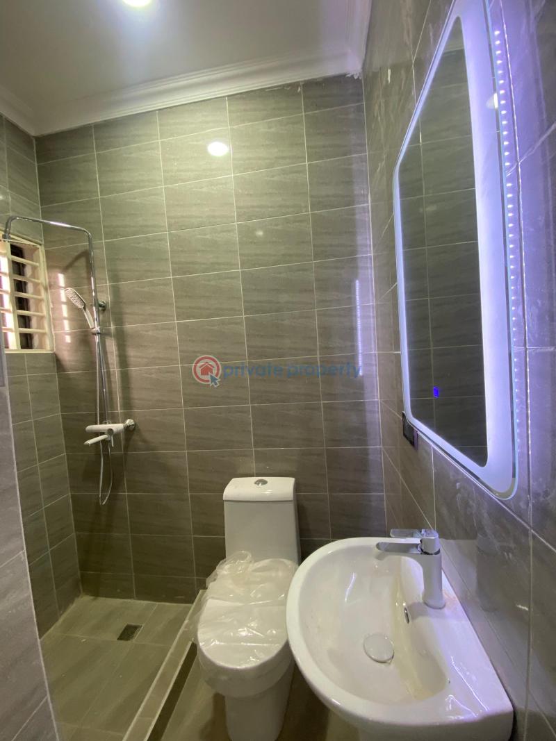 4 bedroom House For Sale Spintex Road Accra - 11