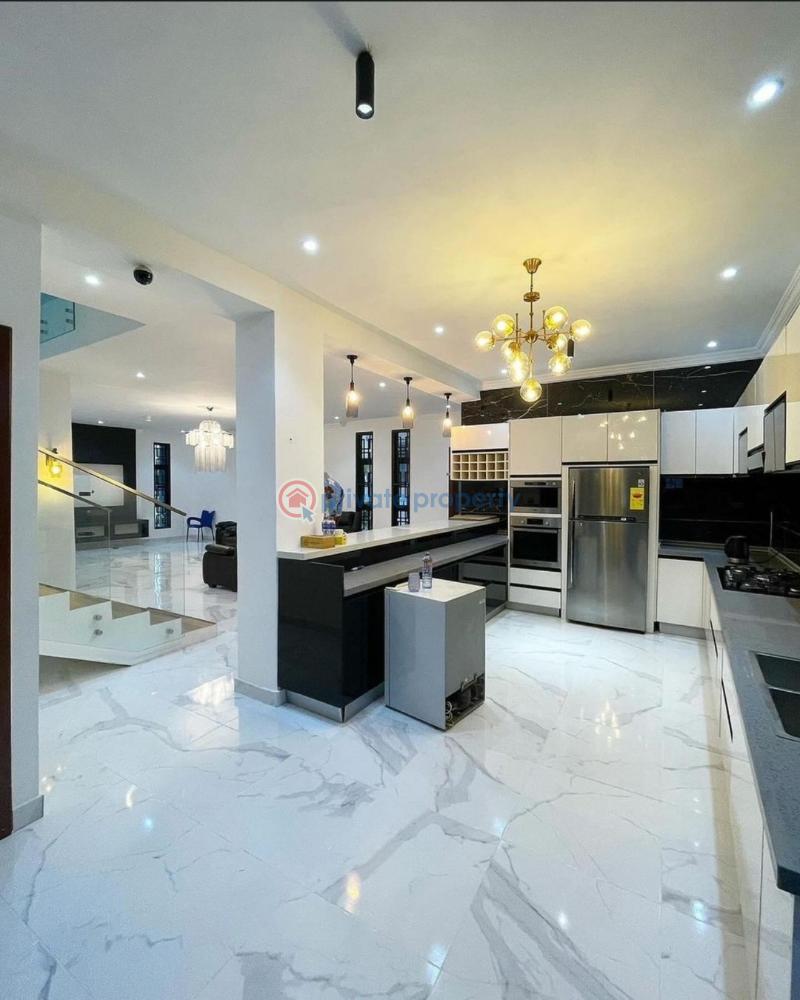 4 bedroom House For Sale East Legon Accra - 8