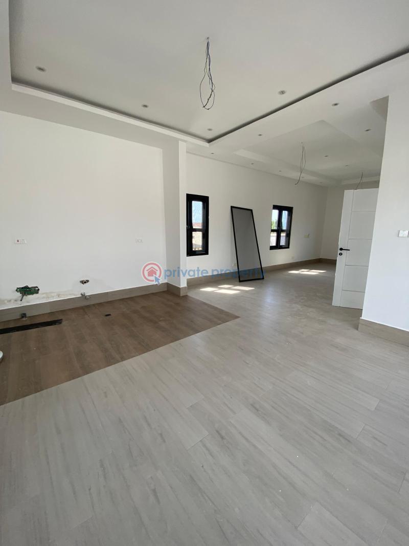 4 bedroom House For Rent Spintex Road Accra - 4
