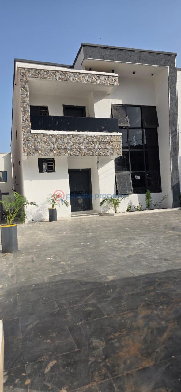 5 bedroom House For Sale Sakumono Urban Lodge Accra Metropolitan  - 1