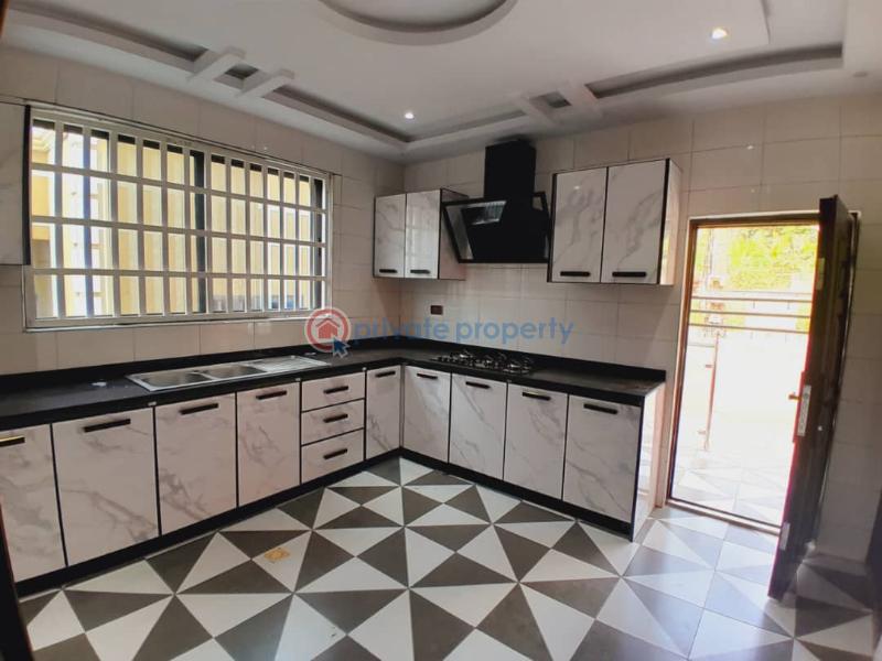5 bedroom House For Sale Kronum, Kumasi Ghana After Kronum. Kumasi Metropolitan Ashanti - 2