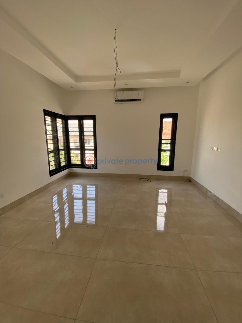 4 bedroom House For Rent Spintex Road Accra - 10