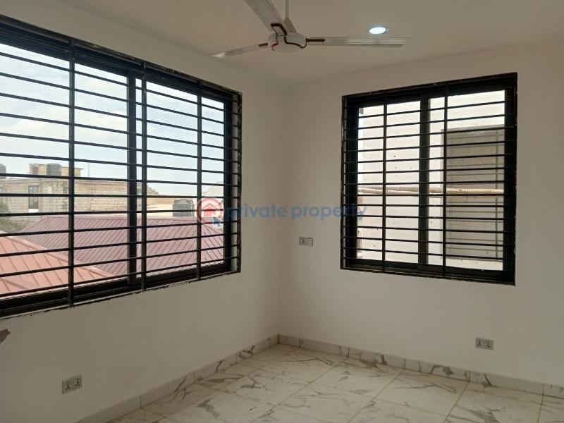 3 bedroom House For Sale Achimota Accra - 6