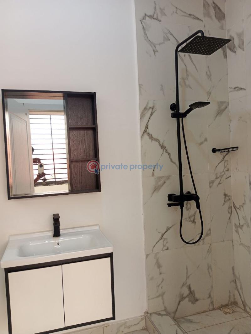 3 bedroom House For Sale Kingsby Hotel Street Achimota Accra - 10