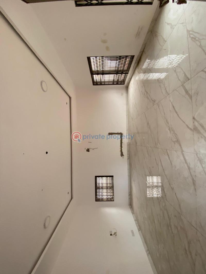 4 bedroom House For Sale Spintex Road Accra - 8