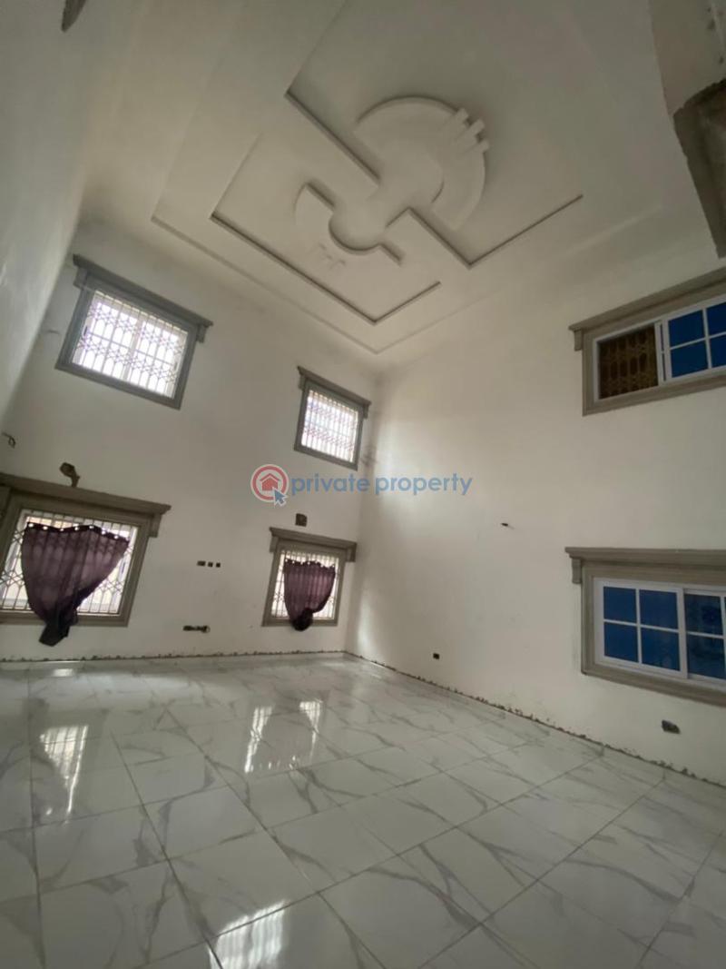 7 bedroom House For Sale Atasomanso, Kumasi Ghana Asante Akim South Ashanti - 1