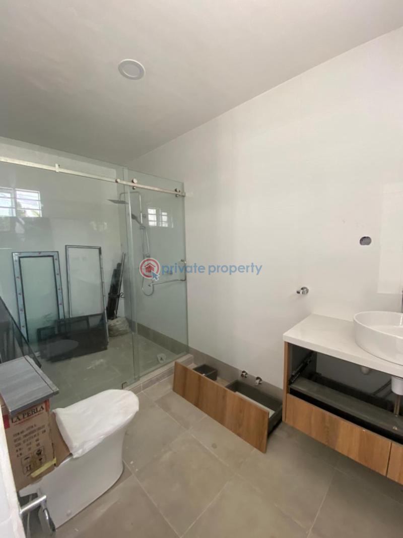 3 bedroom House For Sale Spintex Road Accra - 6