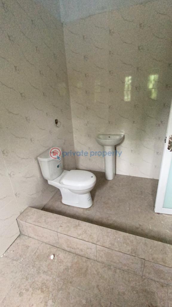 5 bedroom House For Sale Ejisu,kumasi Ghana Ejisu Ejisu-Juaben Municipal Ashanti - 4