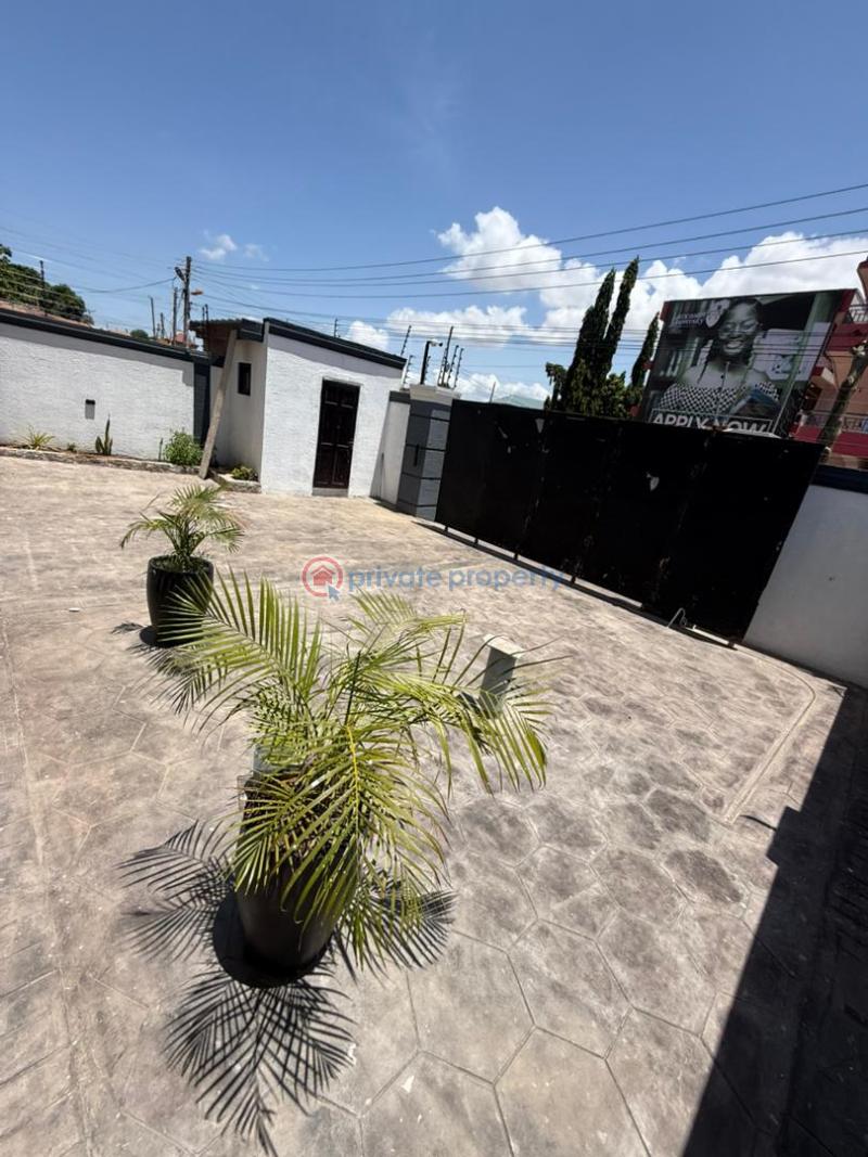 4 bedroom House For Sale Tantra Hill Achimota Ga West Municipal Accra - 17