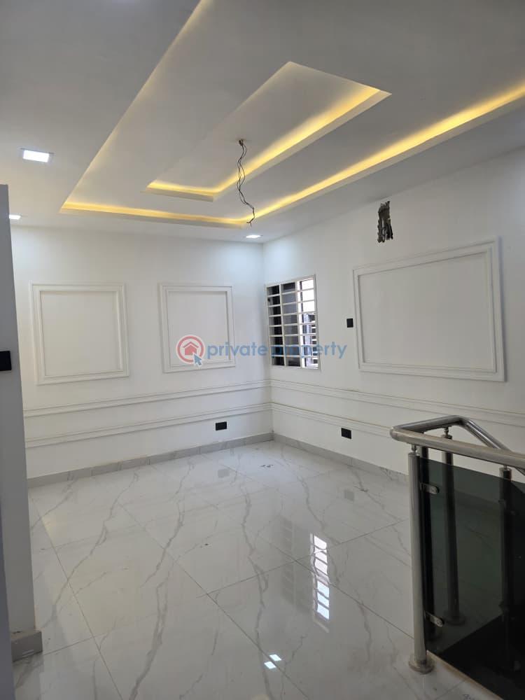 5 bedroom House For Sale Sakumono Urban Lodge Accra Metropolitan  - 9