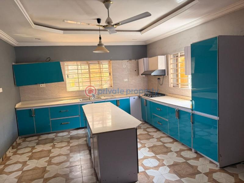 3 bedroom House For Sale Lakeside East Legon Accra - 15