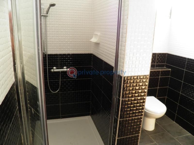 10 bedroom House For Sale Takoradi Amanful,ghana Takoradi Sekondi-Takoradi Western Region - 7