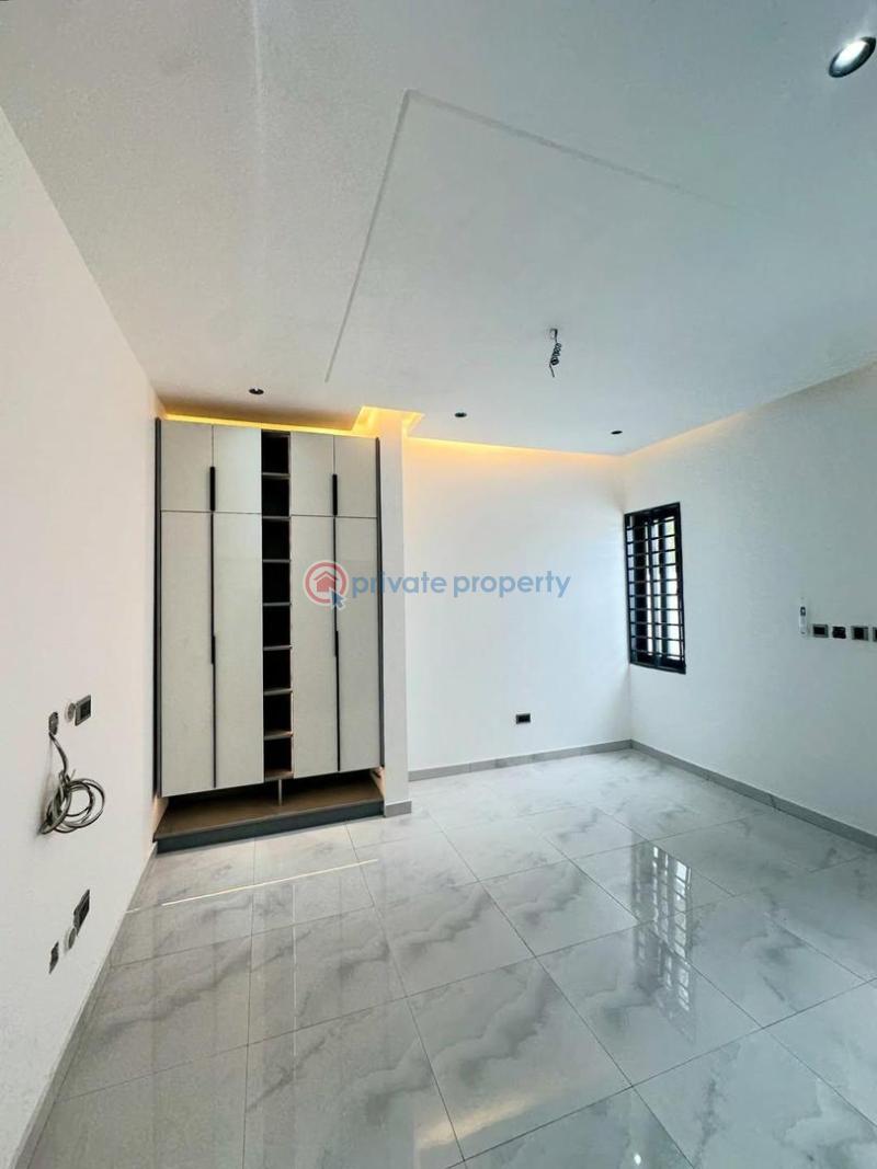 3 bedroom House For Sale Lakeside Estates. Adenta Municipal Accra - 2