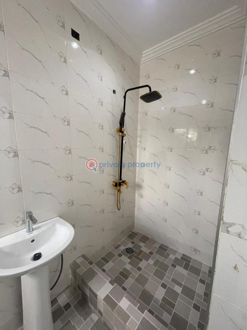 3 bedroom Hostel For Sale Asokore Mampong Kumasi Asokore Mampong. Kumasi Metropolitan Ashanti - 4