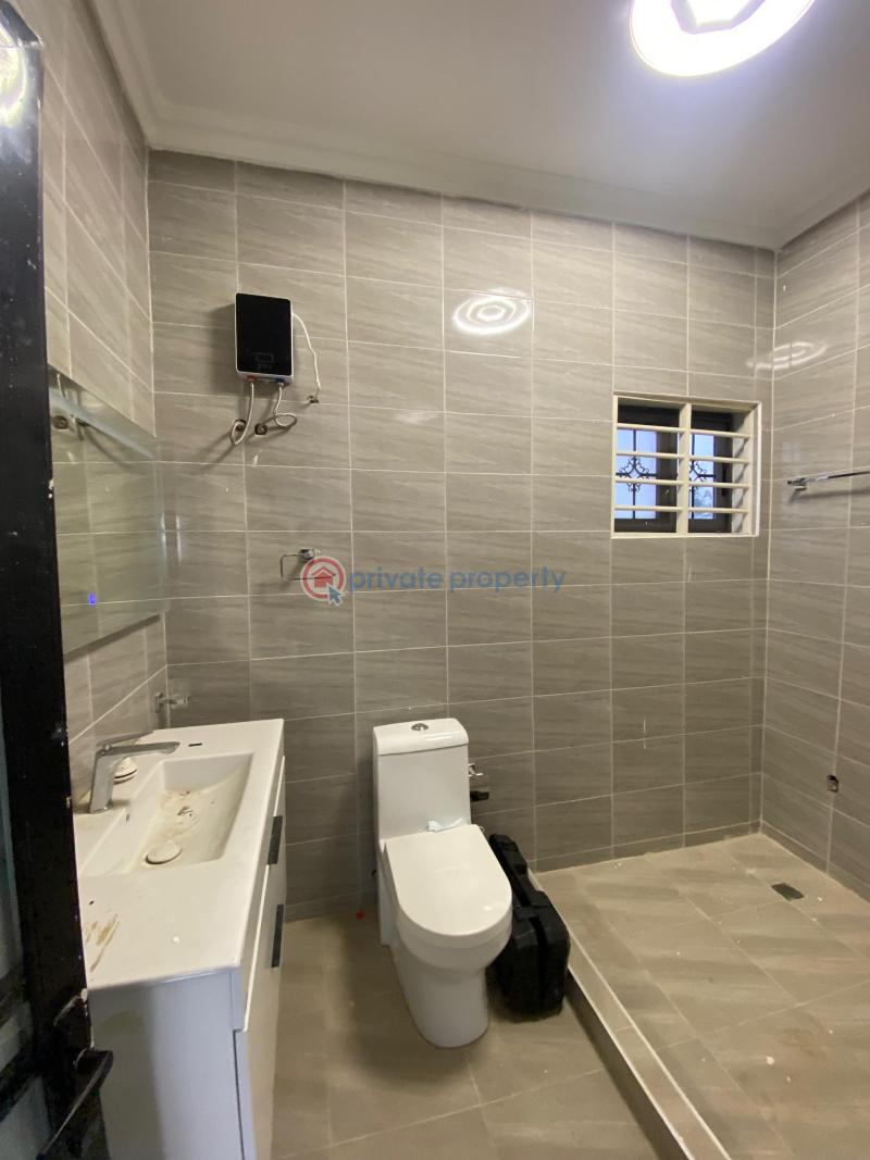 4 bedroom House For Sale Spintex Road Accra - 9