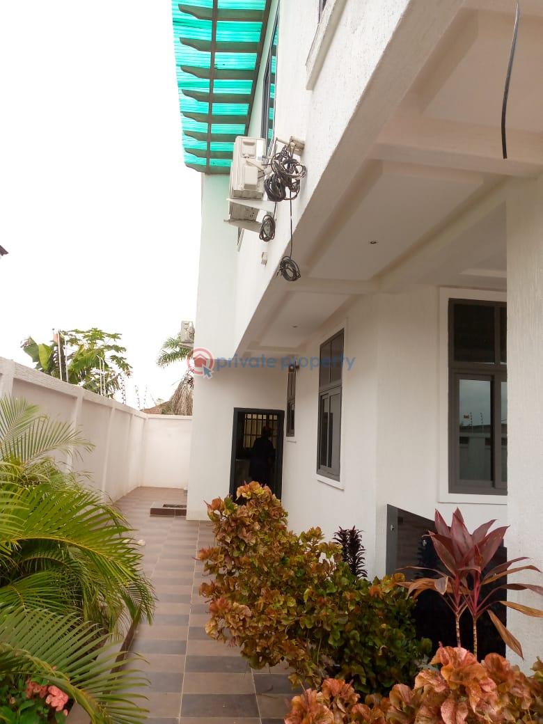 4 bedroom House For Sale Kwadaso, Kumasi Ghana On Kwadaso Agric Road. Kumasi Metropolitan Ashanti - 1