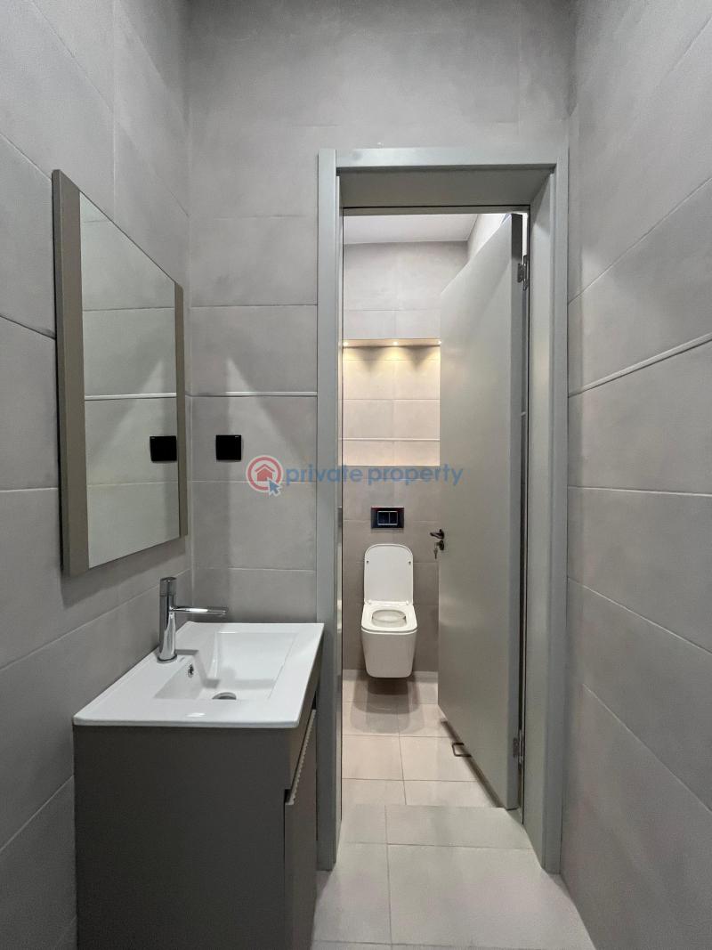4 bedroom House For Sale Abelemkpe Accra - 20