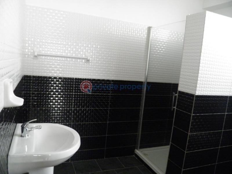 10 bedroom House For Sale Takoradi Amanful,ghana Takoradi Sekondi-Takoradi Western Region - 8
