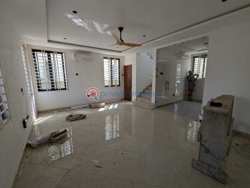 4 bedroom House For Sale Achimota Mile 7 Achimota Accra - 2