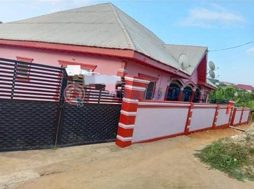 3 bedroom House For Sale Kumasi Sokoban On Ahodwo Sokoban Road. Kumasi Metropolitan Ashanti - 0