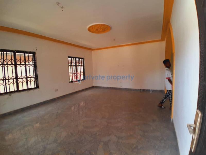 6 bedroom House For Sale Kronum Afrancho, Kumasi Ghana On Kronum Afrancho Buoho Road. Afigya-Kwabre Ashanti - 1