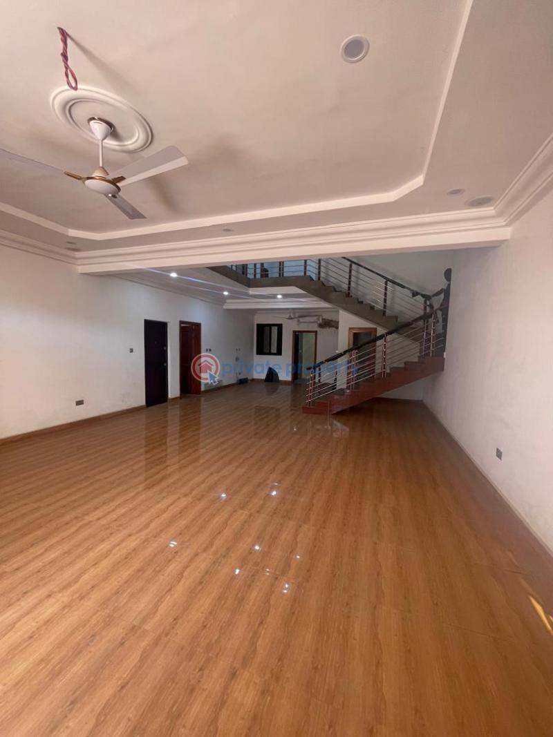 5 bedroom House For Rent Dzowulu Dzorwulu Accra - 1